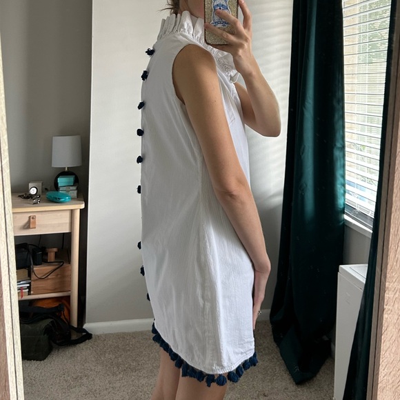 Preppy Ruffled Sleeveless White and Navy Mini Summer Dress - Picture 2 of 10